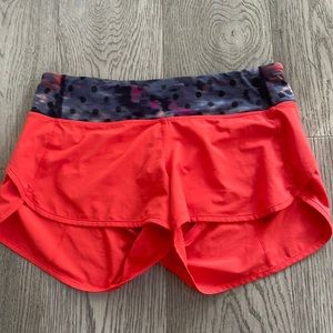 Lululemon running shorts size 4